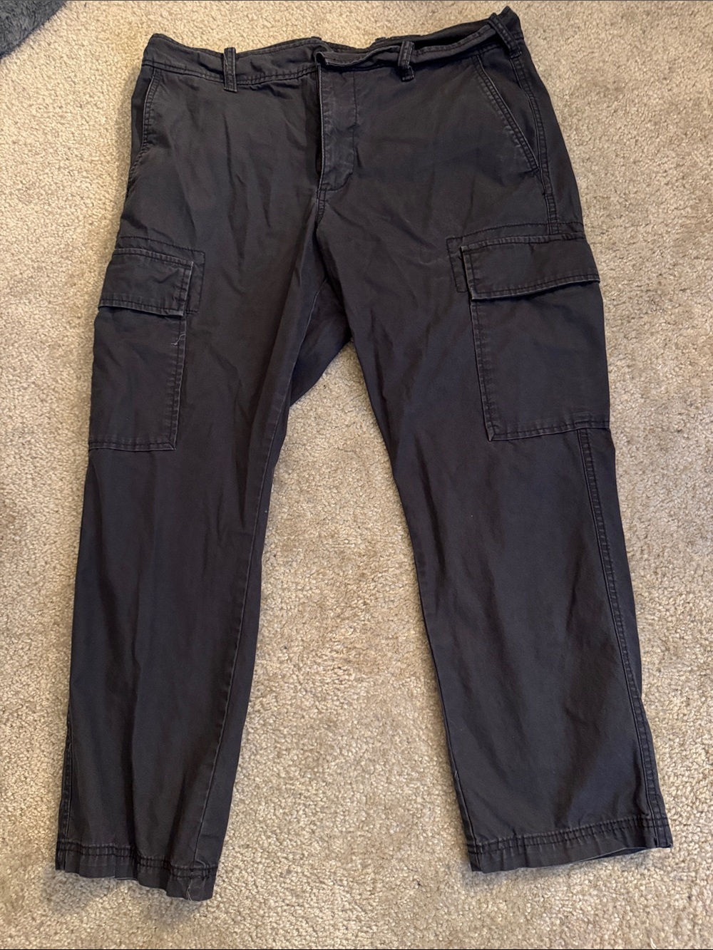 Old Navy Black Cargo Pants with Side Pockets